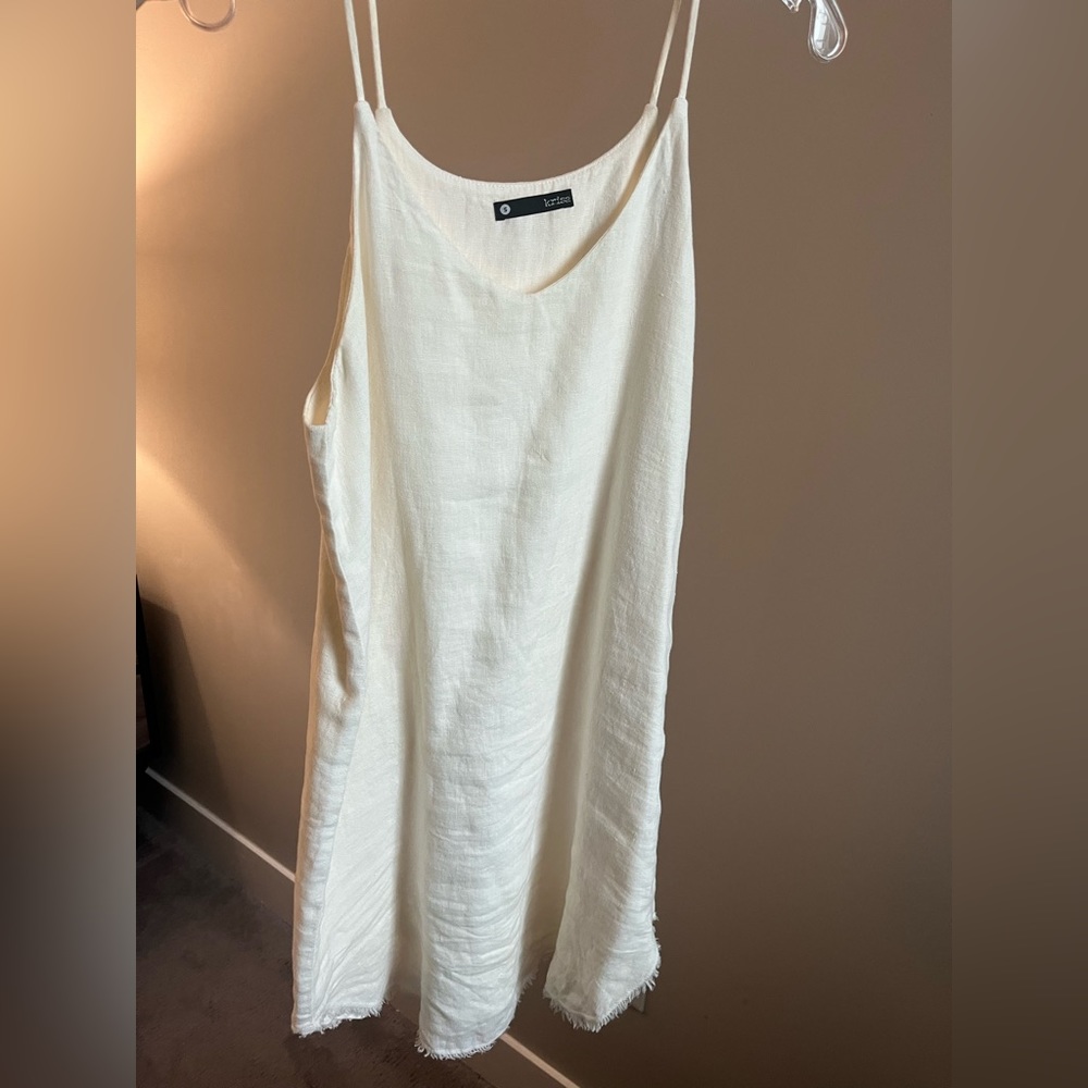 Krisa White Dress Size Small